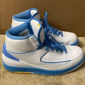 Jordan 2 “Melo” SIZE 8.5M